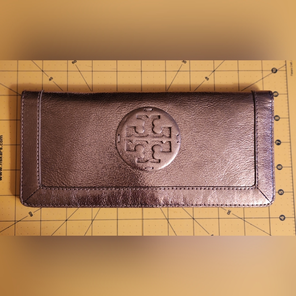 Tory Burch Metallic Leather Wallet